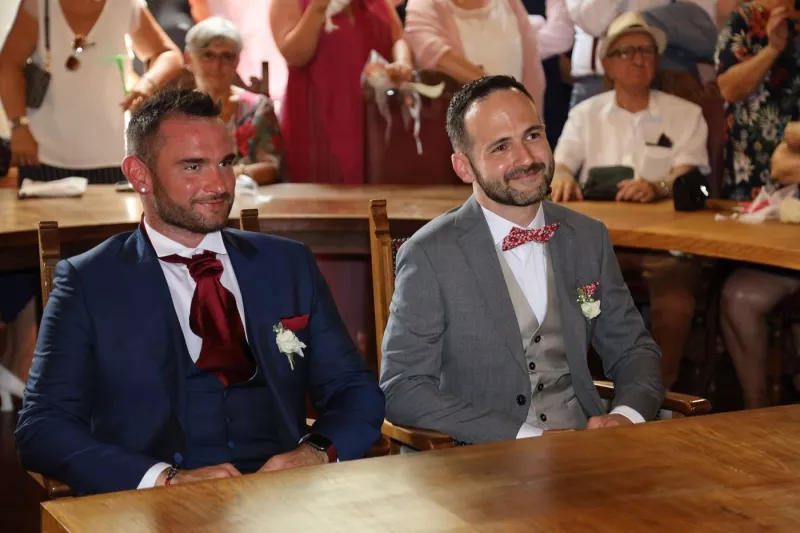photographe mariage gay marignane benarno