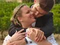 Photographe de mariage - séance photos couple vers le Moulin de l'Arc à Rousset