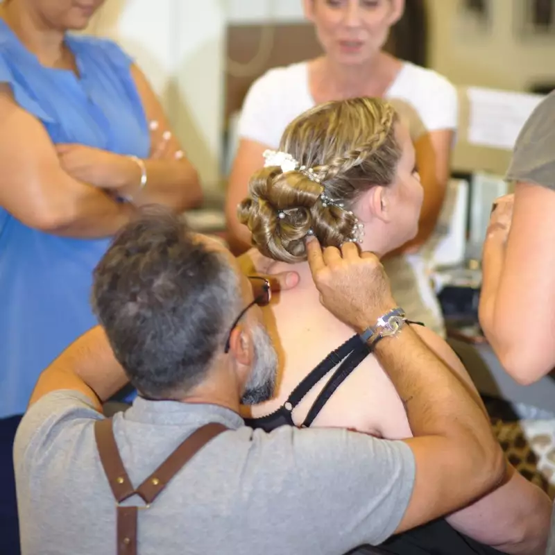 photographe mariage gardanne preparatifs salon coiffure jean daniel