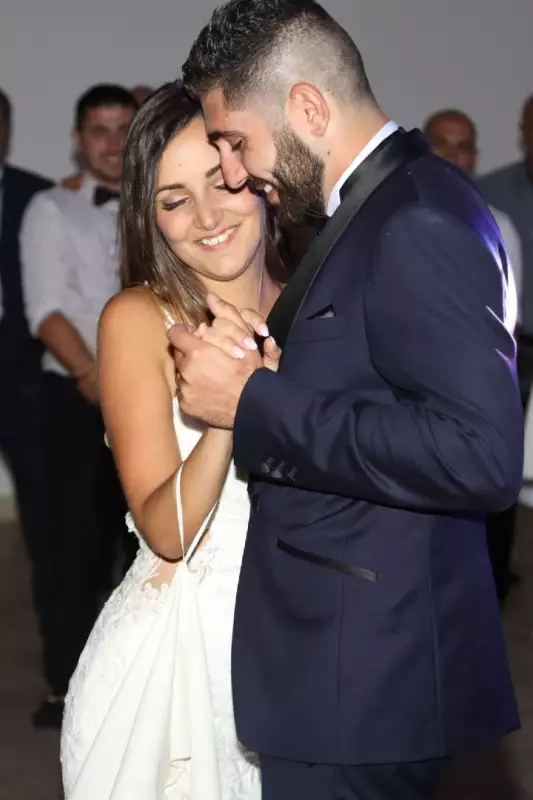 photographe mariage armenien le mas des aureliens premiere danse maries