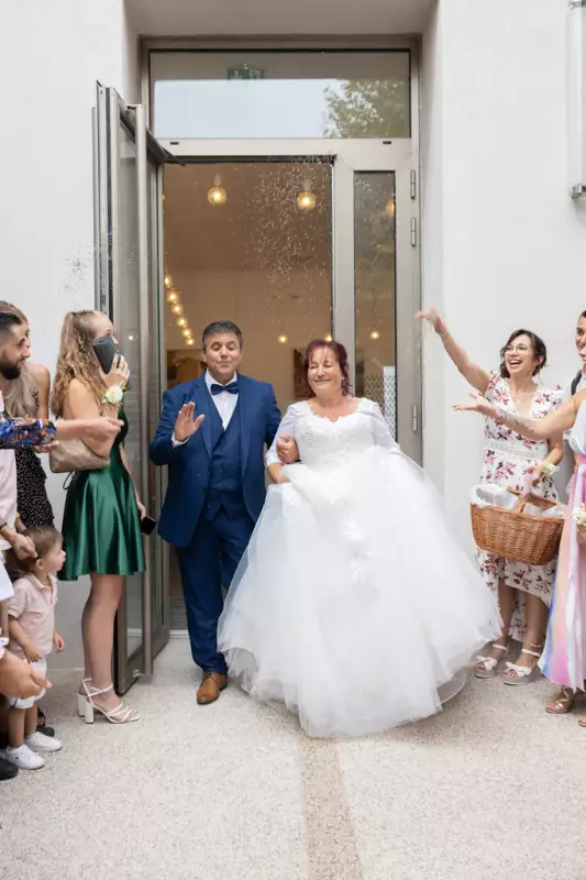 Photographe de mariage à Saint Savournin