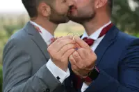 Reportage Photos de mariage : photos de couple mariés à la Bastide de Venelles