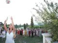 Reportage Photos de mariage : Lancer du bouquet de la mariée